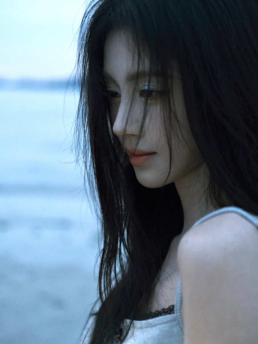 dramapotatoe's tweet photo. #JuJingyi’s studio shares birthday photoshoot

More - https://t.co/mNoAsV6ytA https://t.co/BAhiyDOVID