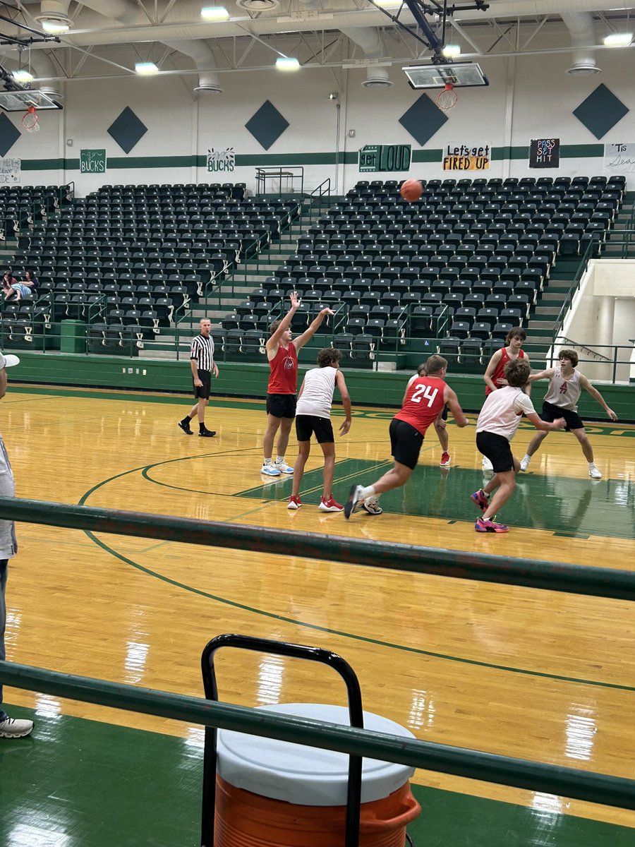 GrahamTXHoops's tweet image. Good night @ the Breckenridge Summer League! JV and Varsity both went 2-0 on the night. More work to do…

@STBA_TX @hoopinsider 

#A3 #BestIsTheStandard
