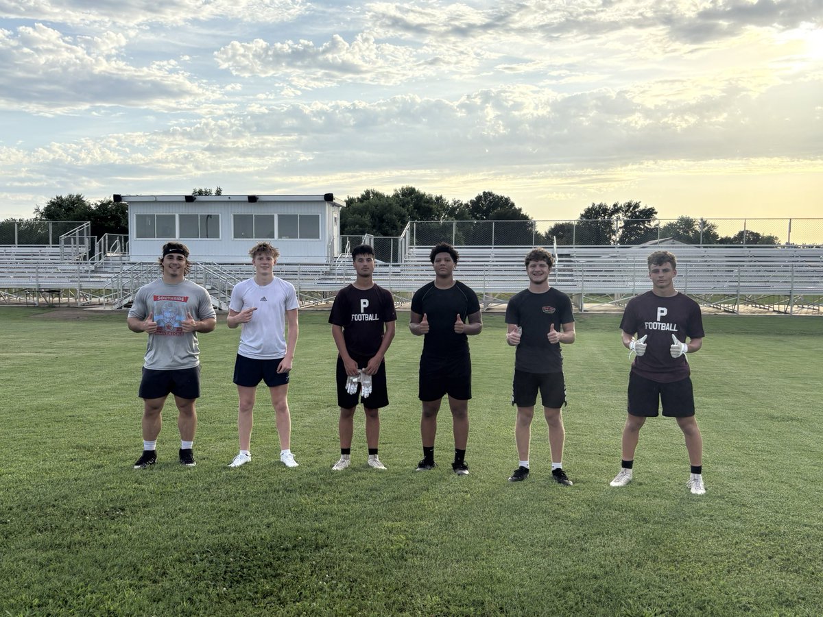 EthanDunn34's tweet image. Had a great time getting some work in on the field w/ some buddies and @Coach_JParker54 !!
