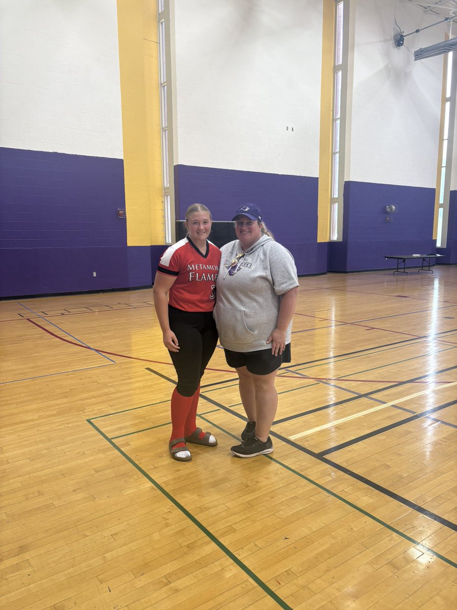 MadisonHigh34's tweet image. Thank you @McKendreeSB for hosting a great camp today! I got some great reps and got to learn from an amazing staff! @Coach_Tarter @sages_softball @Flames08SB