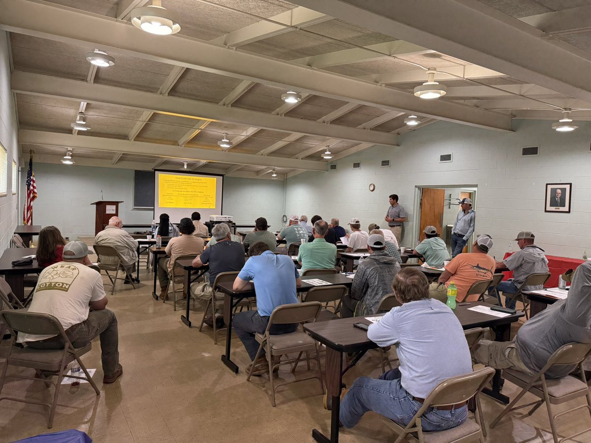 PrecAgEngineer's tweet photo. Good turnout at the Crops Scout School at the Tennessee Valley Research and Extension Center today. We were able to record a quick podcast episode too discussing the excessive rainfall and crop planting situation in North AL this year!! @ACESedu  @AuburnAg https://t.co/kVZkYROO0V