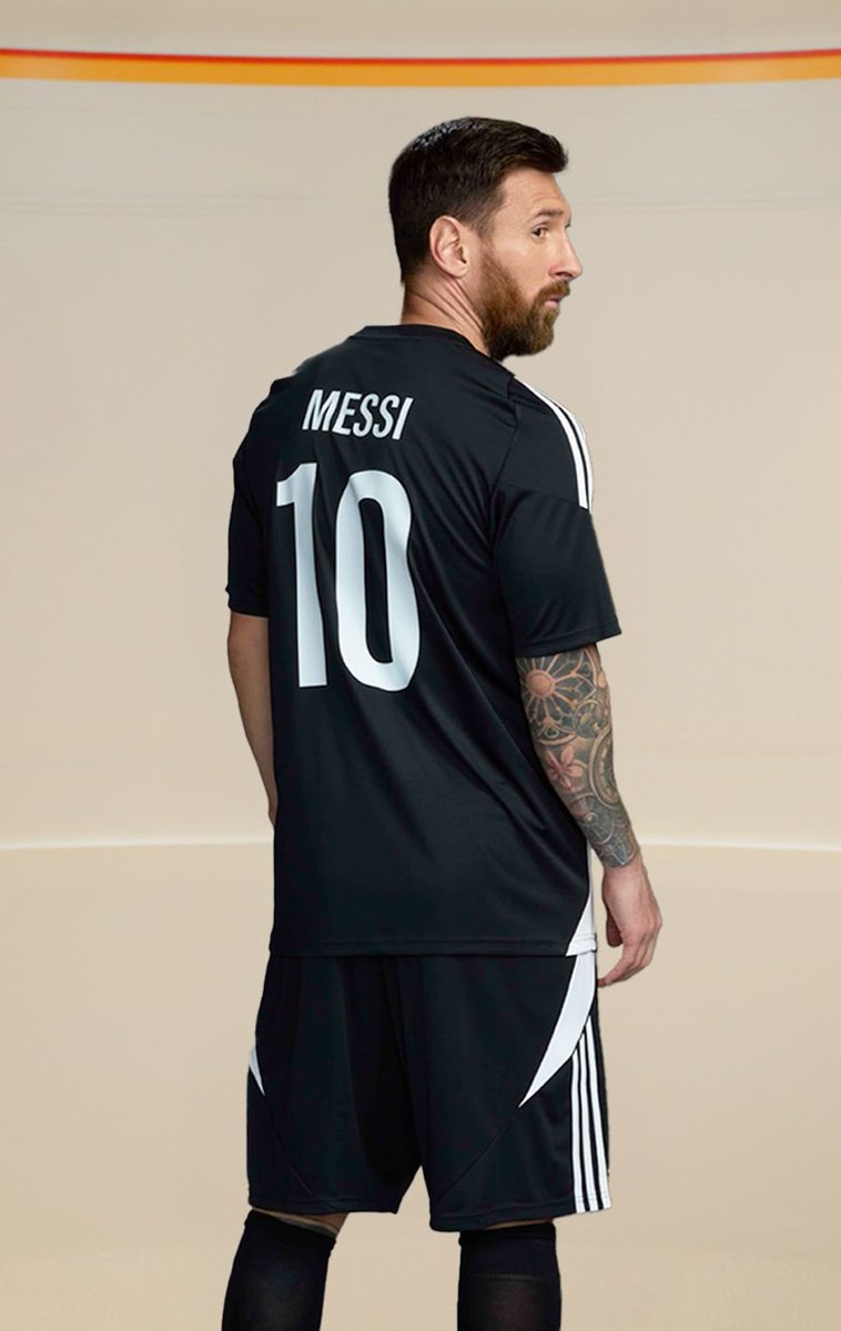 Che, es una LOCURA esta experiencia que trae Mastercard.

Básicamente podés ganarte un viaje a Miami con TODO pago, hospedaje en el Hard Rock y foto + firma de Lionel por subir un video sobre el fan más grande de Messi que conozcas.

Tranqui.