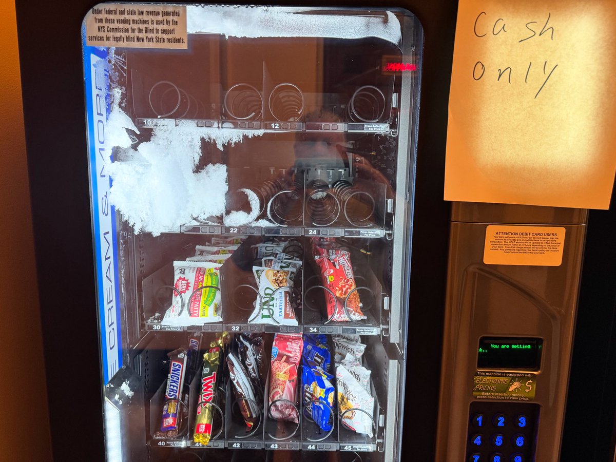 Times are tough at the State Capital.  No end of session ice cream sandwich and it looks as if we need to defrost the machine.  And by the way CASH ONLY!