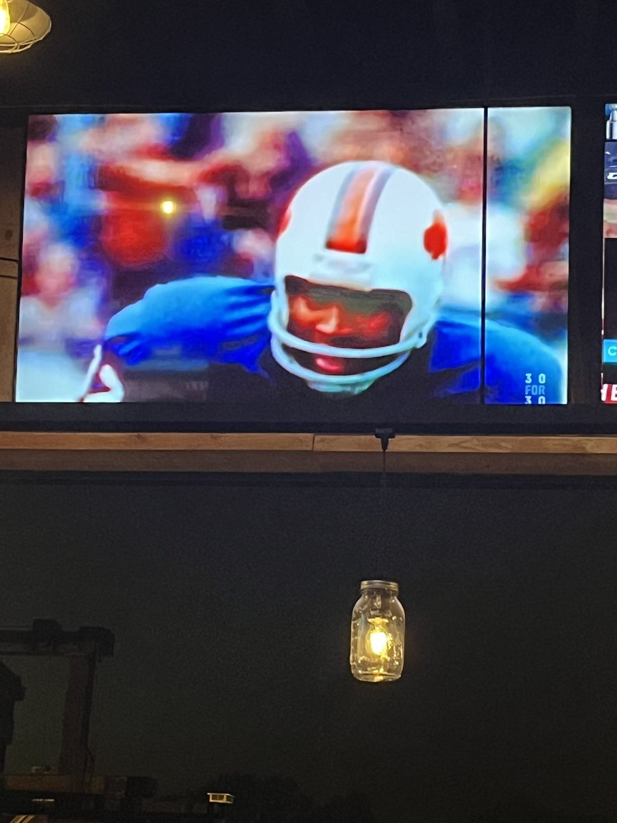 dannydimespicks's tweet photo. Fuck it, OJ Simpson 30 for 30 at the bar #glove #acquit https://t.co/ltknyGW1gI