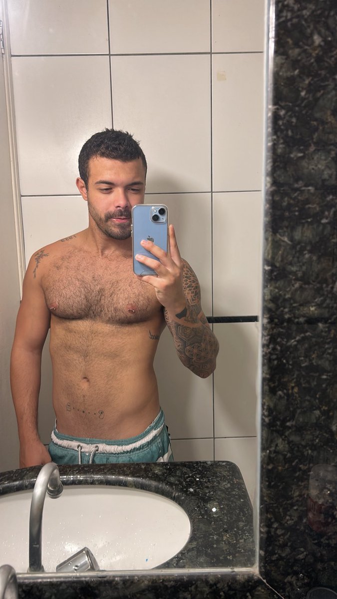 ursinNovin tweet media