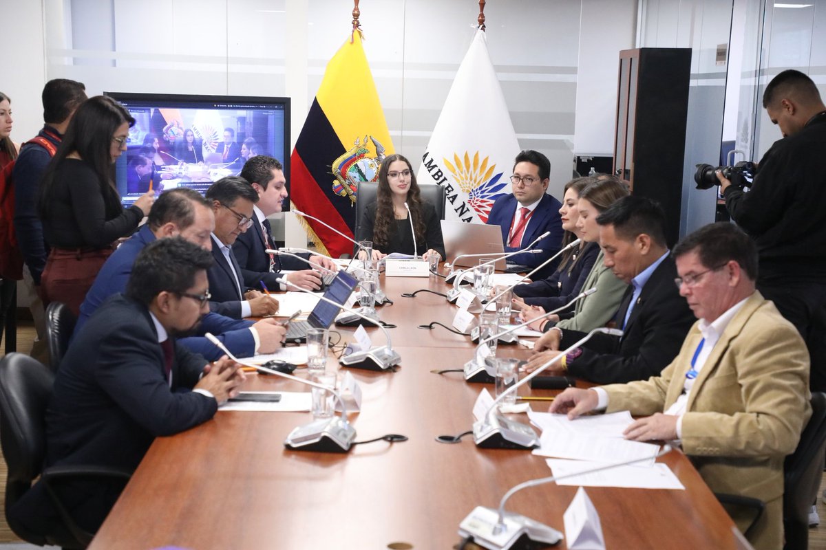 Asamblea Nacional (@asambleaecuador) on Twitter photo .<a href="/BiodiversidadAN/">Comisión de la Biodiversidad y Recursos Naturales</a> aprobó el Plan General de Trabajo para 2025-2027, de conformidad con lo previsto en el artículo 27, numeral 4, de la #LOFL . Este contiene: proyectos de ley en trámite, procesos de evaluación y fiscalización
#Boletín #AsambleaEc2025
asambleanacional.gob.ec/es/noticia/106… .<a href="/BiodiversidadAN/">Comisión de la Biodiversidad y Recursos Naturales</a> aprobó el Plan General de Trabajo para 2025-2027, de conformidad con lo previsto en el artículo 27, numeral 4, de la #LOFL . Este contiene: proyectos de ley en trámite, procesos de evaluación y fiscalización
#Boletín #AsambleaEc2025
asambleanacional.gob.ec/es/noticia/106…