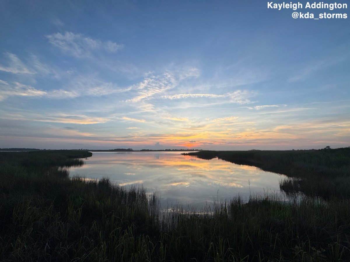 kda_storms's tweet photo. #Sunset chasing at Back Bay National Wildlife Refuge! https://t.co/vJtwW1zx6X