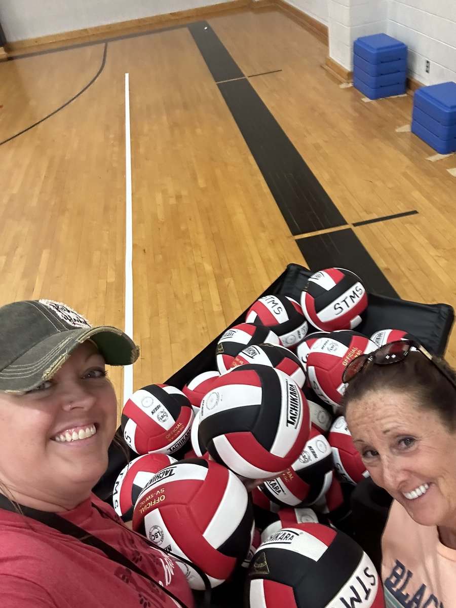 <a href="/SennThomasMS/">STMS</a> <a href="/HerkyVolleyball/">Herculaneum Volleyball</a> got the new shipment of volleyballs this afternoon!!! <a href="/JoeFWillis/">Joe Willis</a> <a href="/BlackcatMatt/">Matt Lichtenstein</a> <a href="/BlackcatUpdates/">Blackcats Updates</a> #GoBlackcats