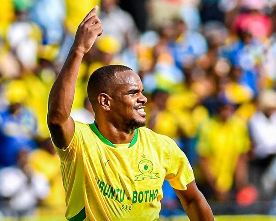 FARPost_ZA (@farpostza) on Twitter photo ๐ช๐ต๐ฎ๐ ๐๐ผ ๐ฌ๐ผ๐ ๐ ๐ฎ๐ธ๐ฒ ๐ข๐ณ ๐ฅ๐ฎ๐๐ป๐ฒ๐ฟ'๐ ๐ฃ๐ฒ๐ฟ๐ณ๐ผ๐ฟ๐บ๐ฎ๐ป๐ฐ๐ฒ
What do you make of Iqraam Rayner's performance following Mamelodi Sundowns' 1-0 win against Ulsan HD FC in their FIFA Club World Cup clash at Inter&Co Stadium on Wednesday morning?
๐ท: <a href="/Masandawana/">Mamelodi Sundowns FC</a> ๐ช๐ต๐ฎ๐ ๐๐ผ ๐ฌ๐ผ๐ ๐ ๐ฎ๐ธ๐ฒ ๐ข๐ณ ๐ฅ๐ฎ๐๐ป๐ฒ๐ฟ'๐ ๐ฃ๐ฒ๐ฟ๐ณ๐ผ๐ฟ๐บ๐ฎ๐ป๐ฐ๐ฒ
What do you make of Iqraam Rayner's performance following Mamelodi Sundowns' 1-0 win against Ulsan HD FC in their FIFA Club World Cup clash at Inter&Co Stadium on Wednesday morning?
๐ท: <a href="/Masandawana/">Mamelodi Sundowns FC</a>