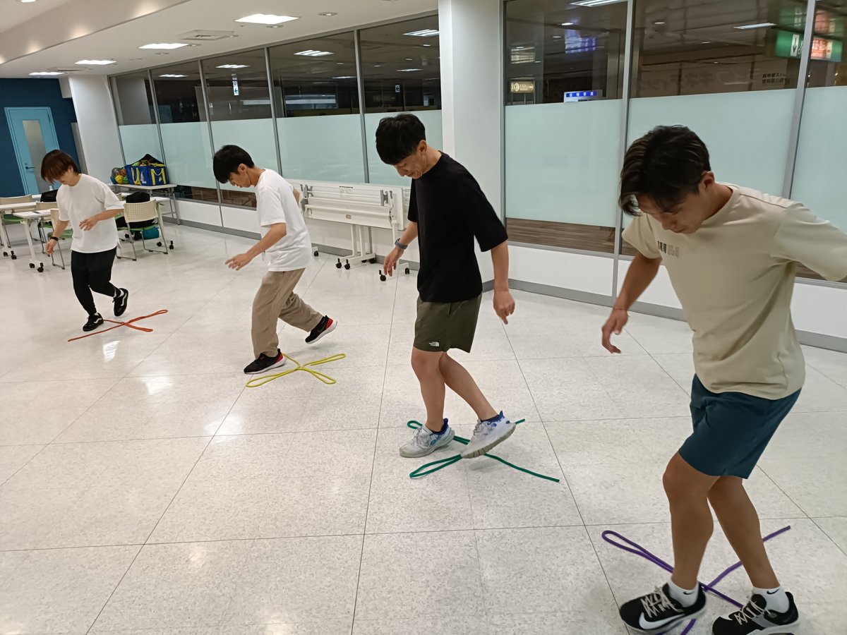 LifeKinetikJPN's tweet photo. ライフキネティックトレーナー講習会！
新たな仲間の誕生♪

4日間で様々な課題、道具、動きを実践し混乱しながらも楽しんでいただきました。
実技だけでなく、理論、構成やスケジュールも学習。

ご参加いただきましてありがとうございます。
#ライフキネティック　#lifekinetik #認知　#サッカー https://t.co/ojDZpoAEll
