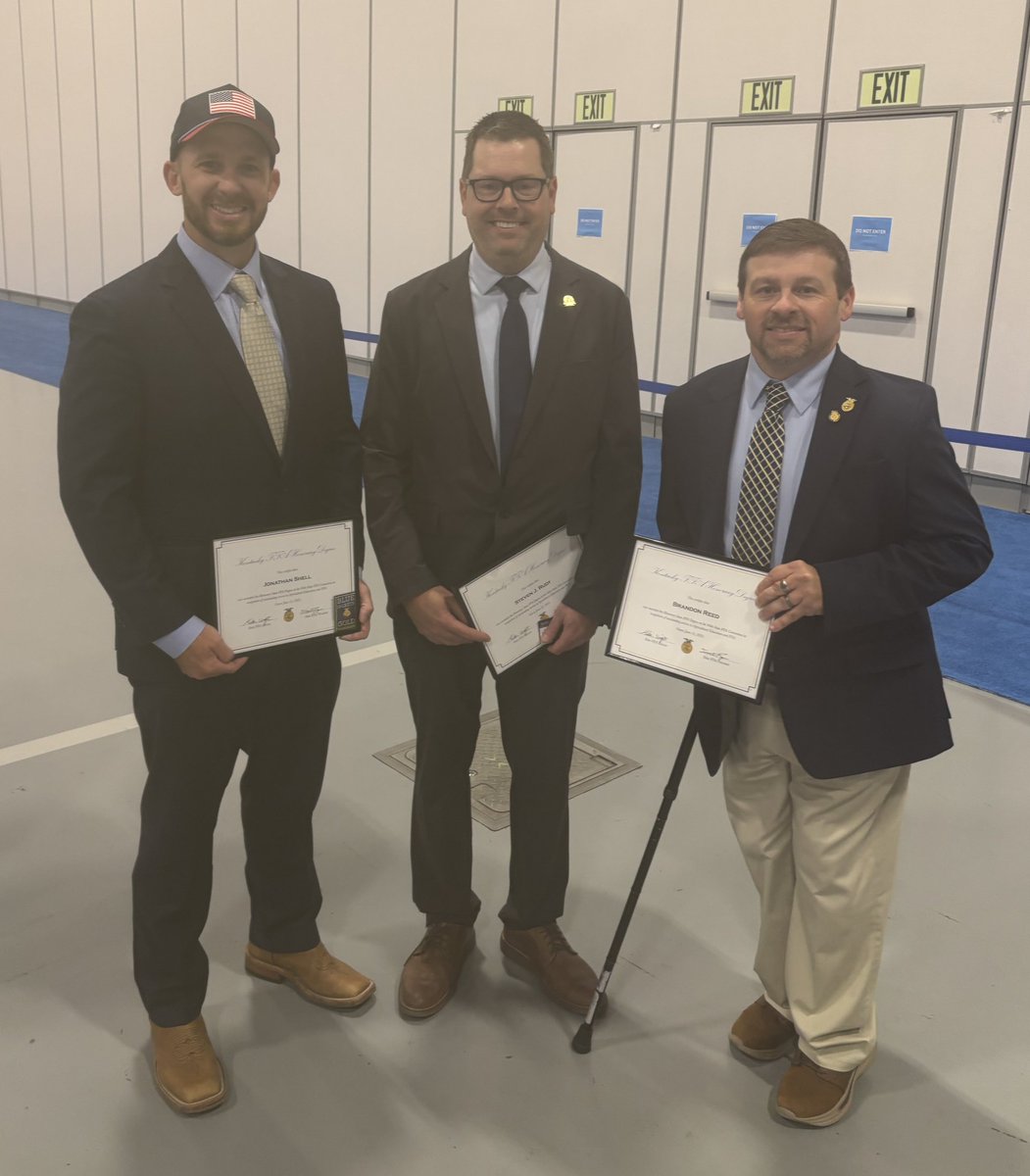 BRANDON REED โช๐จโ๐ฉโ๐งโ๐ฆ๐บ๐ธ๐ (@brandonreed4ky) on Twitter photo Blessed to attend the 96th <a href="/KentuckyFFA/">Kentucky FFA Association</a> State Convention! Celebrated our team's 25th anniversary with a special moment...unlocking ๐ our living time capsule started in 2000. Humbled to receive the Honorary State FFA Degree, along with two great friends <a href="/kyrudy/">Steven Rudy</a> & <a href="/JShellKY/">Jonathan Shell</a> Blessed to attend the 96th <a href="/KentuckyFFA/">Kentucky FFA Association</a> State Convention! Celebrated our team's 25th anniversary with a special moment...unlocking ๐ our living time capsule started in 2000. Humbled to receive the Honorary State FFA Degree, along with two great friends <a href="/kyrudy/">Steven Rudy</a> & <a href="/JShellKY/">Jonathan Shell</a>