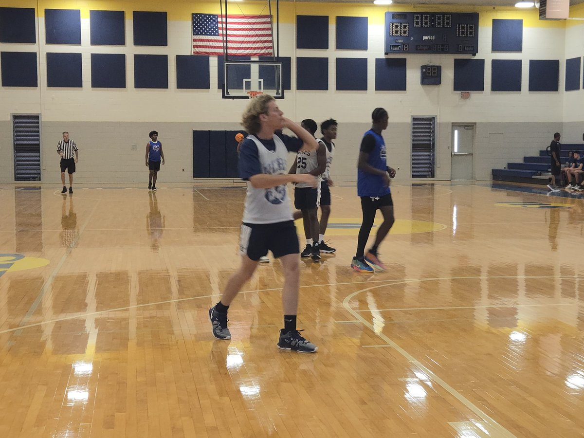 WadleyB_Ball's tweet image. It was an amazing day to work!!!
#toughness #together #discipline
