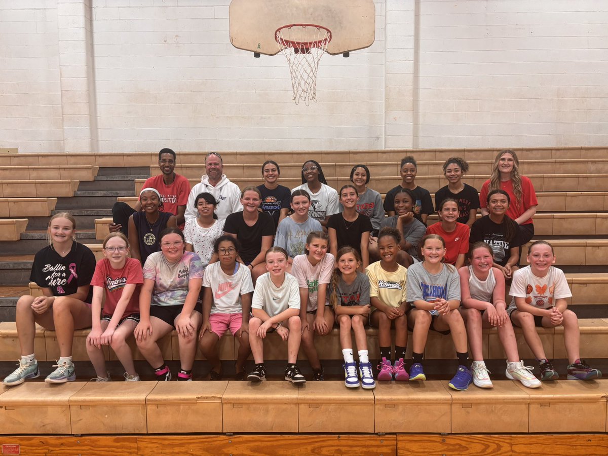 Thank you to the young ladies who attended our Lady Titans Basketball Camp. ❤️🤍