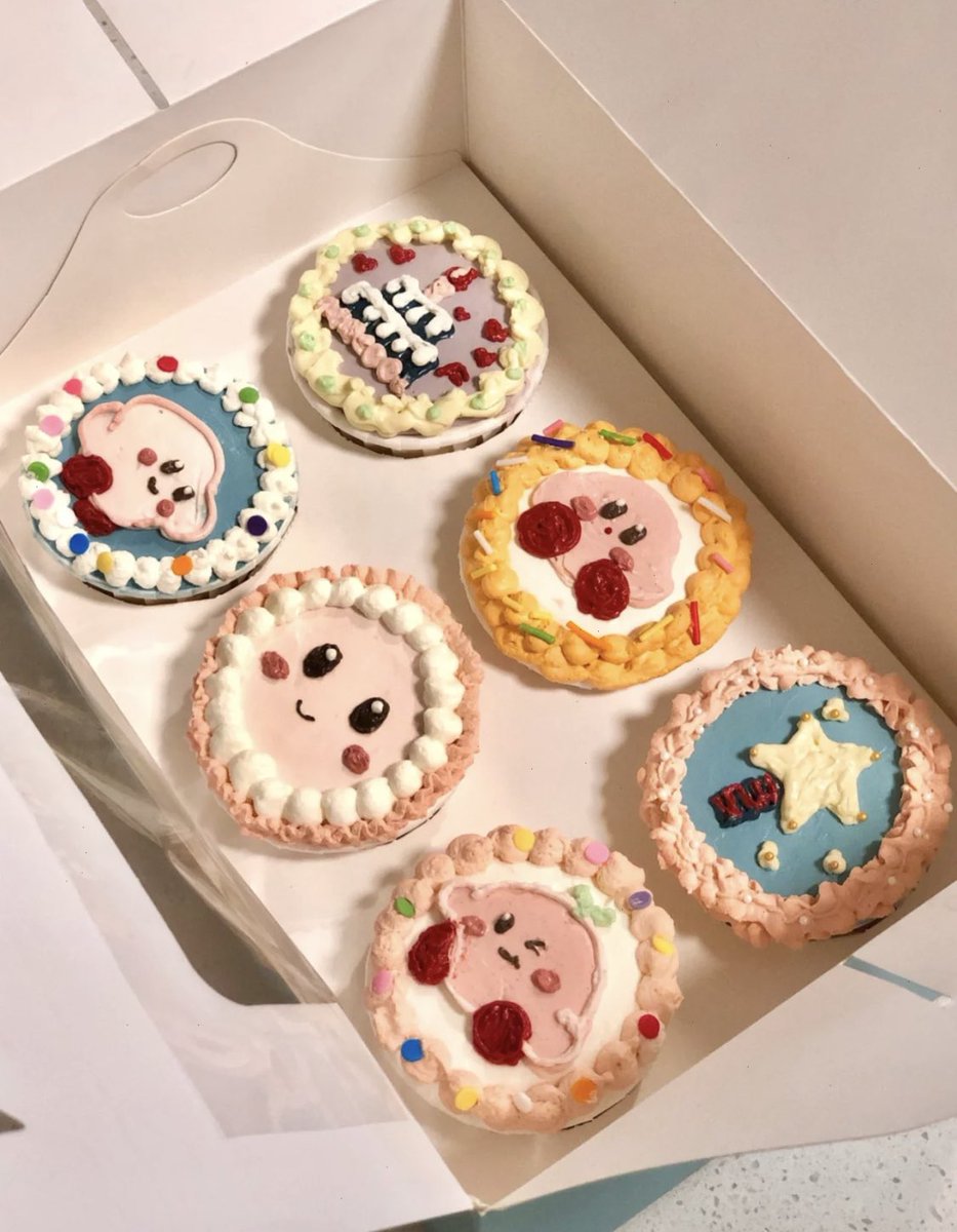 heart_jpg's tweet photo. kirby mini cakes https://t.co/OpUXdD10fq