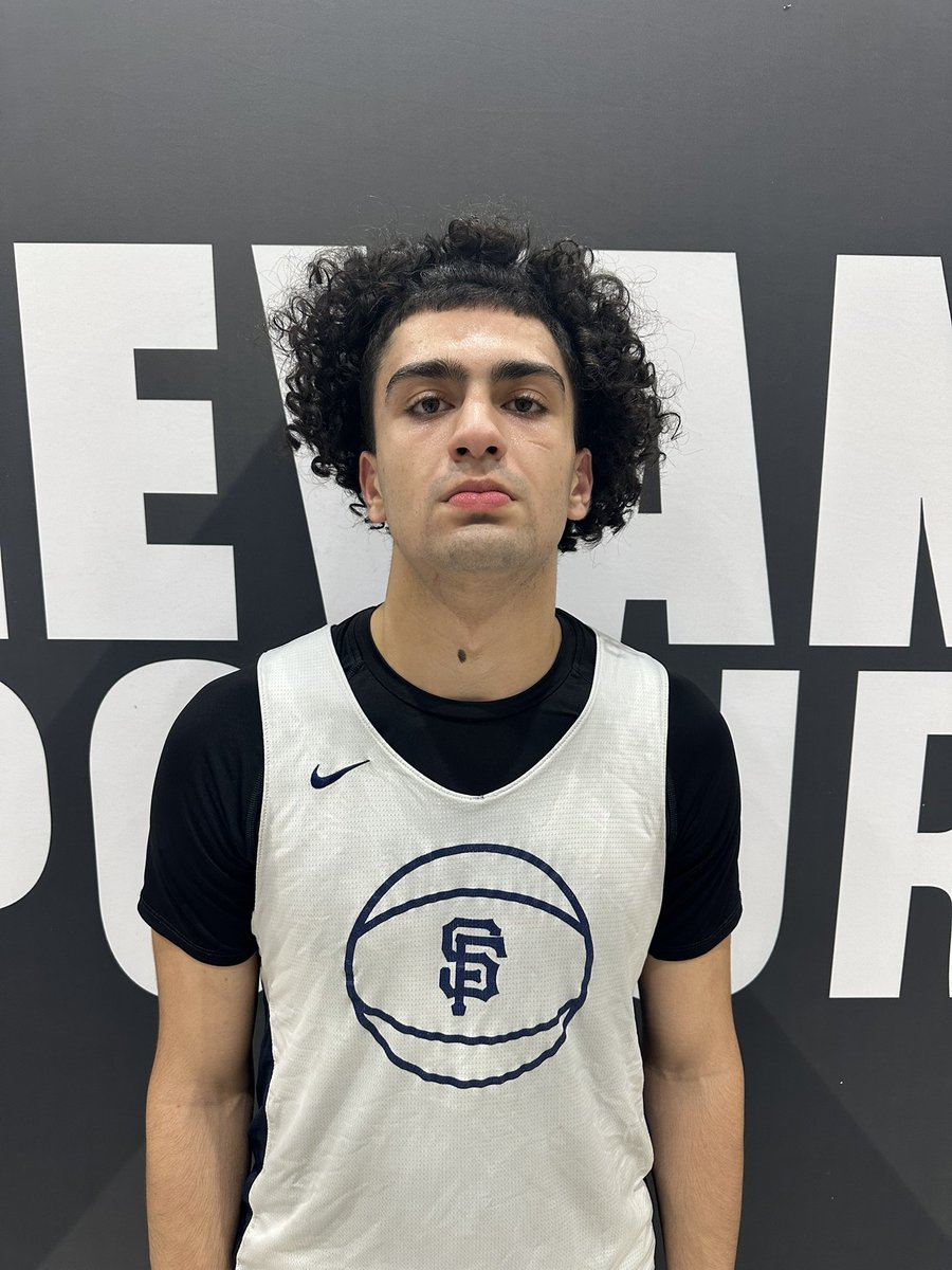 ‘26 Deniz Ozbek (St.Francis) has filled out nicely over the last 365 Days. Getting bigger and strong… 

Looking like a serious college prospect. Big guard that can really put the ball in the hoop…

📌<a href="/StFrancishoops1/">Saint Francis Hoops</a> 
📌<a href="/PRO_Movement1/">#PRO Elevation Inc. | #PRO Movement Athletics</a>

#GetRecruited
#PROMediaBlitz