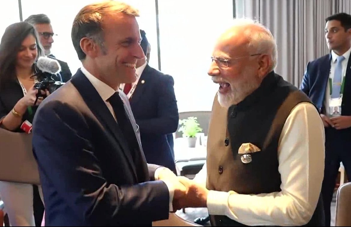 We  know Narendra Modi can’t understand English or French without a translator.

So what exactly did Emmanuel Macron say that made him laugh so hard? 😭😂 Vishuguru 🤡 

#PMModiAtG7