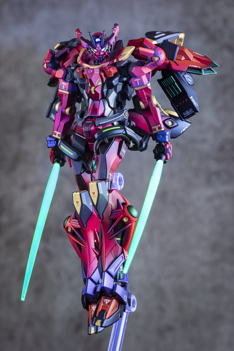 ｢マチュ!! いけない!それに乗ってはダメだｯ!!｣

ごめね…。でも、、
『乗れって、ガンダムがいってるんだ』

ガンダム
GQuuuuuuX 〜血染めの薔薇〜
【bloody rose】
完成しました。

何もかもむちゃくちゃで…すべて失った……
…こんな世界

『もう どうなってもいいや』

-BAD END-