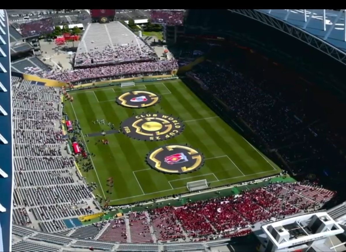 El problema de autodenominarse el movimiento popular más grande del país es que después tenés que demostrarlo. Y no andar llorando que la sede los perjudicó.