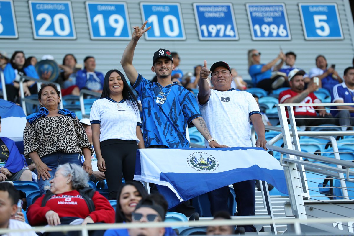 La Selecta tweet media