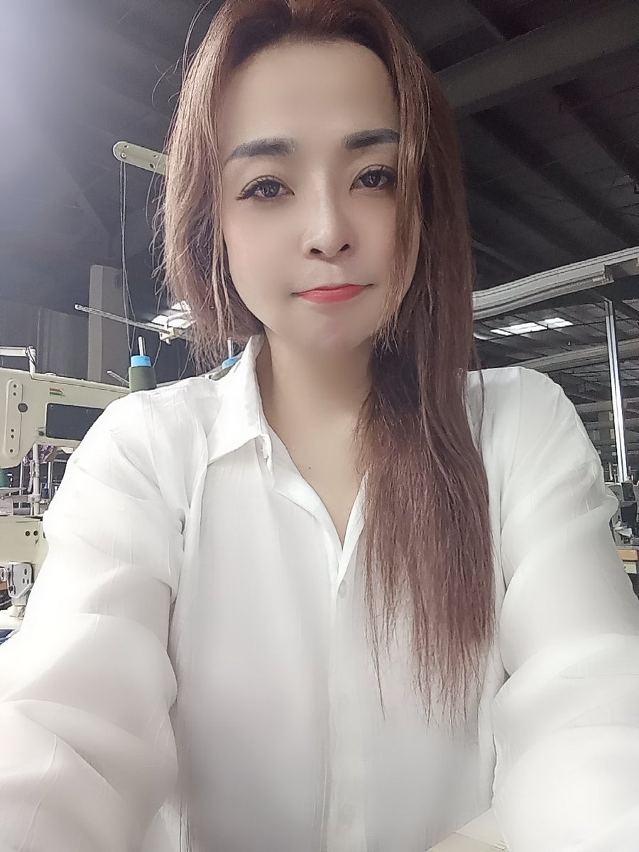 bé Bông tweet media
