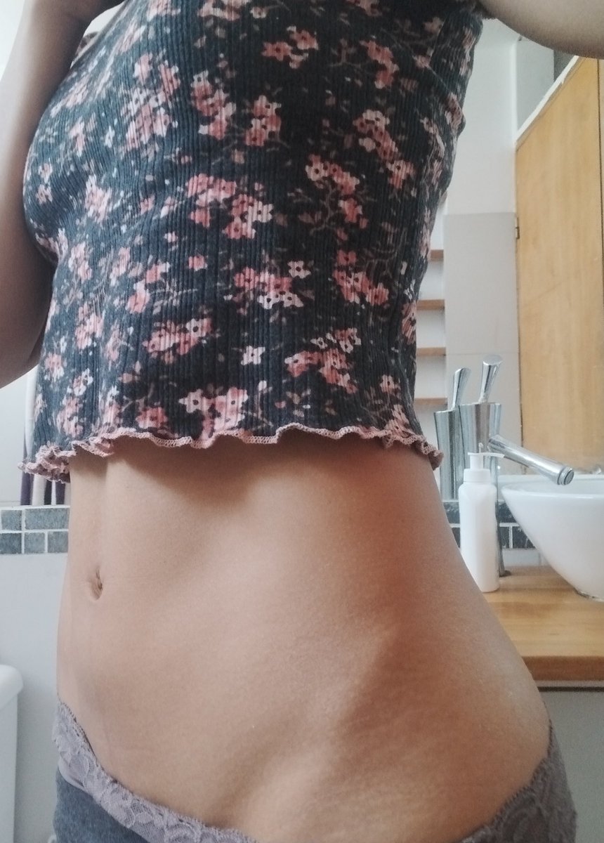 doukatty's tweet photo. Tuesday and already tired! #gymgirl #tummytuesday https://t.co/OvOzUNvFbv