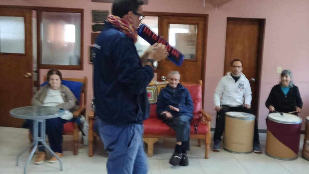 LosCerrillos_U's tweet photo. de encuentro de Coro en Costa Azul.

🎞️ Tarde de cine para grupo de  adultos mayores Espacio Cultural.

#MunicipioLosCerrillos #lugardeencuentros https://t.co/iJp95gZvUb