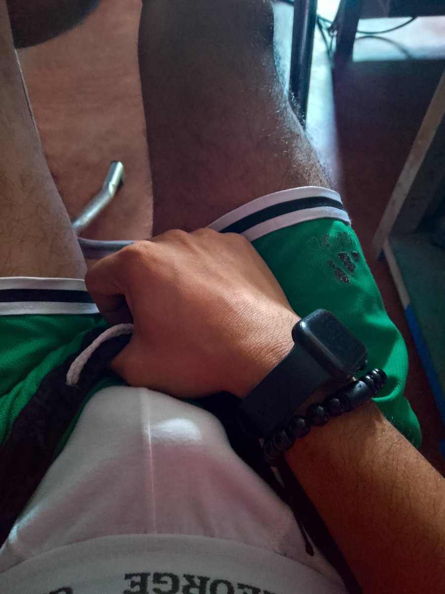 DeloJustin88130's tweet photo. Luluon nimo or chupaon?
#altersf https://t.co/TRu2RRa0M0