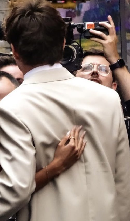 thelordperceval's tweet photo. this goes so hard like her hand and tan against his suit is just so sexy https://t.co/leL6yuzZ03