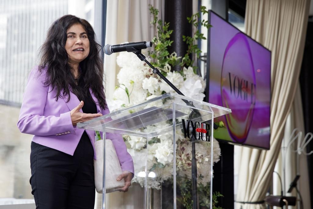 Veena Sahajwalla (@veenasahajwalla) on Twitter photo A thrill to won the Excellence in Sustainable Innovation Award at at theĀ <a href="/vogueaustralia/">Vogue Australia</a> Codes Summit. I acknowledged my work at the <a href="/UNSW/">UNSW</a> SMaRT Centre where we have been pioneering the new #science of #microrecycling <a href="/UNSWScience/">UNSW Science</a>
smart.unsw.edu.au/news-events/ne⦠A thrill to won the Excellence in Sustainable Innovation Award at at the <a href="/vogueaustralia/">Vogue Australia</a> Codes Summit. I acknowledged my work at the <a href="/UNSW/">UNSW</a> SMaRT Centre where we have been pioneering the new #science of #microrecycling <a href="/UNSWScience/">UNSW Science</a>
smart.unsw.edu.au/news-events/neā¦