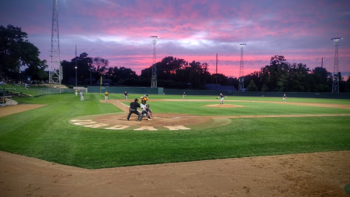 Majestic sunset at the Mini Met.