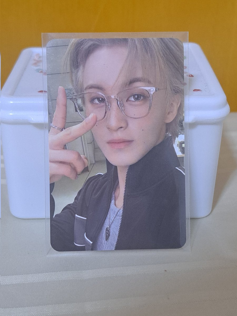 eunyoung2548's tweet photo. wts / พร้อมส่ง 
มาร์ค Dream scape ver. dreamini

ราคา 450 บาท

📮ค่าส่ง 40 ฿
สนใจสั่งซื้อ/ดูพต dm ได้ค��ะ

#ตลาดนัดอซท #ตลาดนัทnct #ตลาดนัดnctdrem https://t.co/2QtxxWuGeu