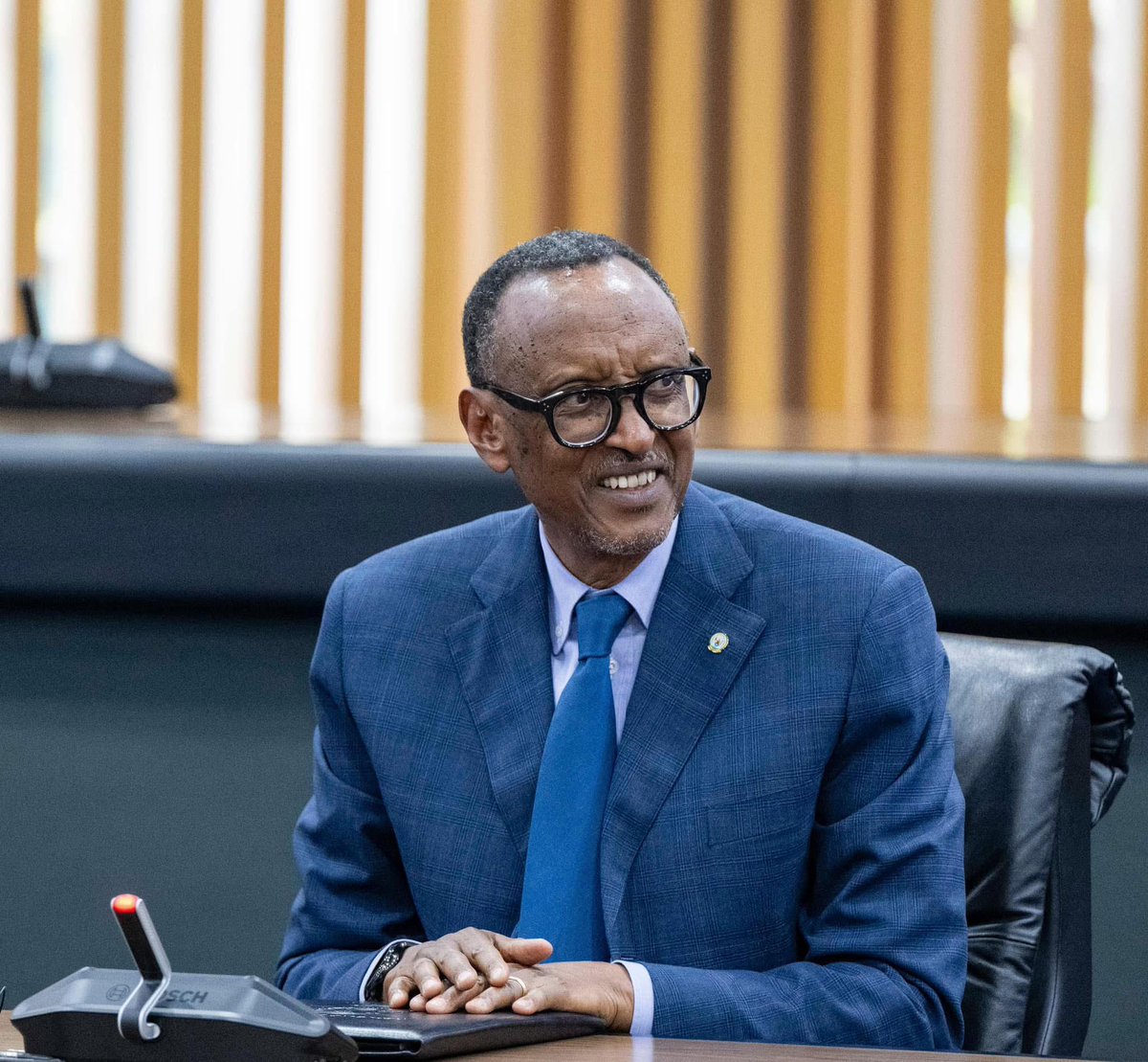 Warutesheje Interahamwe n'Impuzamugambi! Urukura mu muyonga maze ugarura Ubumwe, uhesha Ishema Abanyarwanda. Komeza ugamburuze abarwigimba.