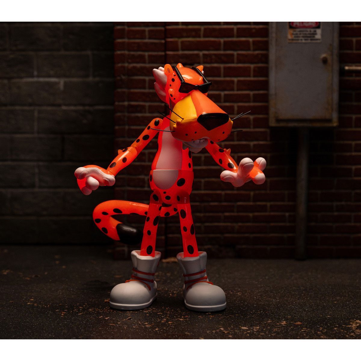 LoveJadaToys's tweet image. Flamin&apos; Hot Cheetos - GitD Chester Cheetah is available @ EE!

Link: ee.toys/MQLELC

#JadaToys #Cheetos #ChesterCheetah