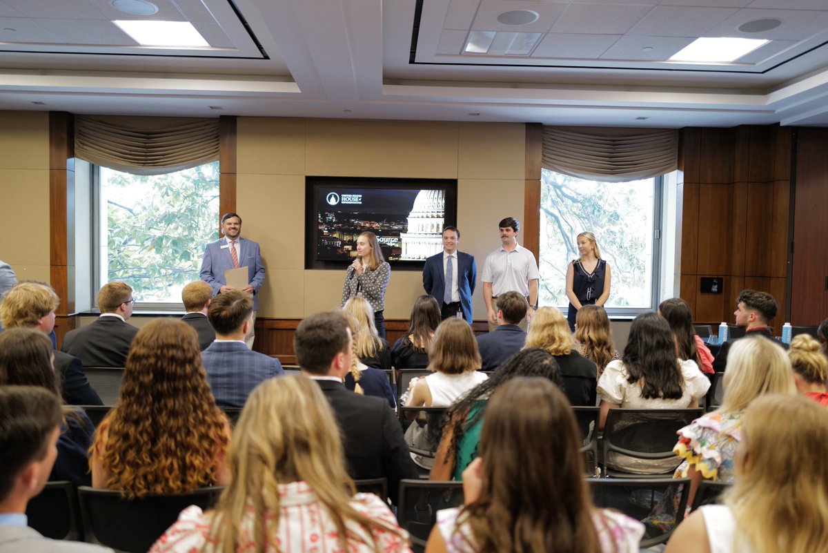 Georgia_EMC's tweet image. A great day on Capitol Hill for GA's Electric Cooperative Washington Youth Tour Delegates! #ytdc #ytdcga25 #EmpowerYT25