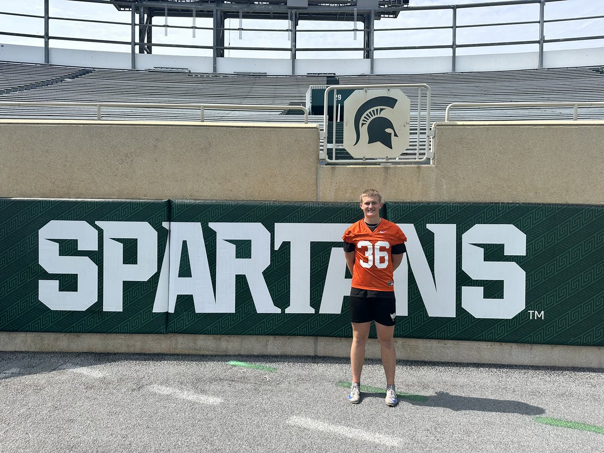 grant_hickman12's tweet image. I had a great time at the Michigan State University specialist camp. I tied for second in the FG competition and went 11/13 on field goals. Thank you for having me and the opportunity to come out and kick! @MSU_Football @Coach_Smith @KbTheStable @FootballPerkins @CoachBegnal