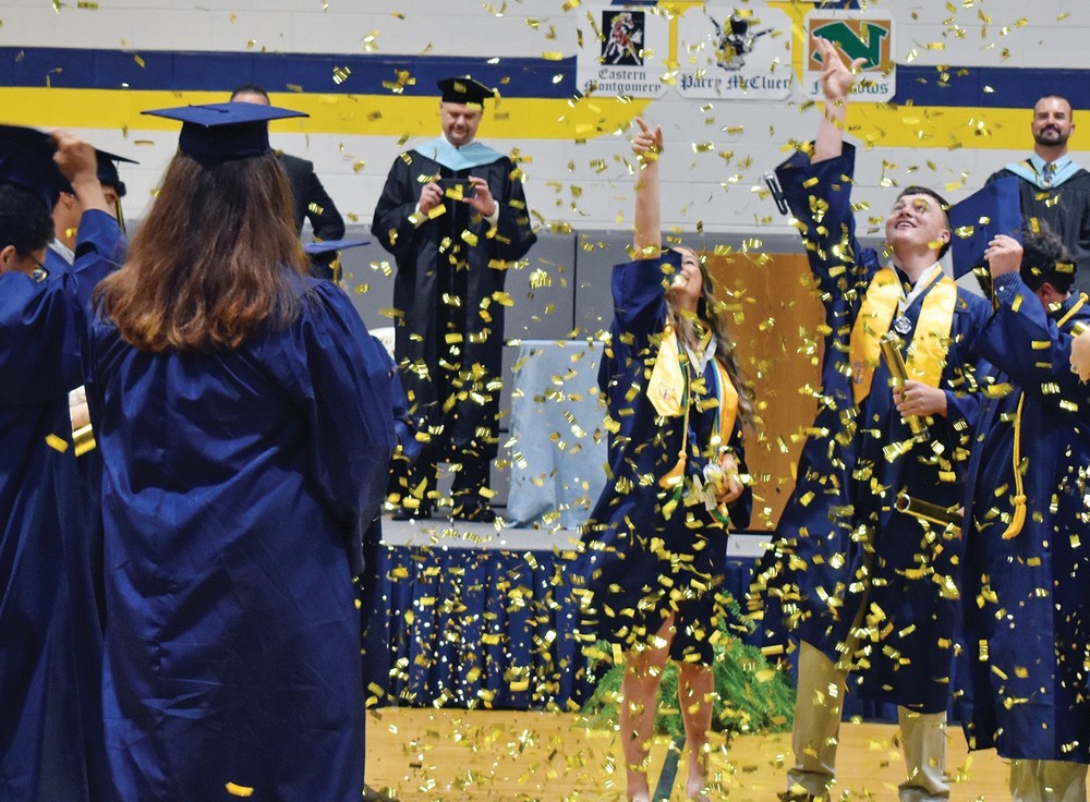 HCPS_Rams's tweet image. Highland High School graduates 15 students highland.k12.va.us/o/hcps/article…