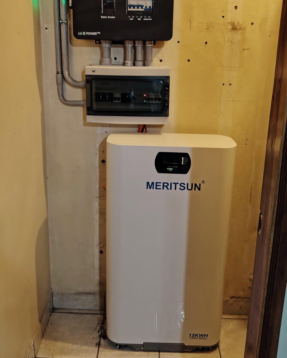MeritsunPower's tweet photo. 🌏☀️ Proud to share our latest #MeritSun 15kWh install in ✨Nicaragua
🔋 All-in-one system for real energy freedom.
📦 Space-saving upright design, fast plug &amp; play
💡 Discover smarter power today：
👉 https://t.co/RJtHTgjWT2
#MERITSUN #EnergyStorage #OffGridSolution #CleanEnergy https://t.co/3BuOEWKTIS
