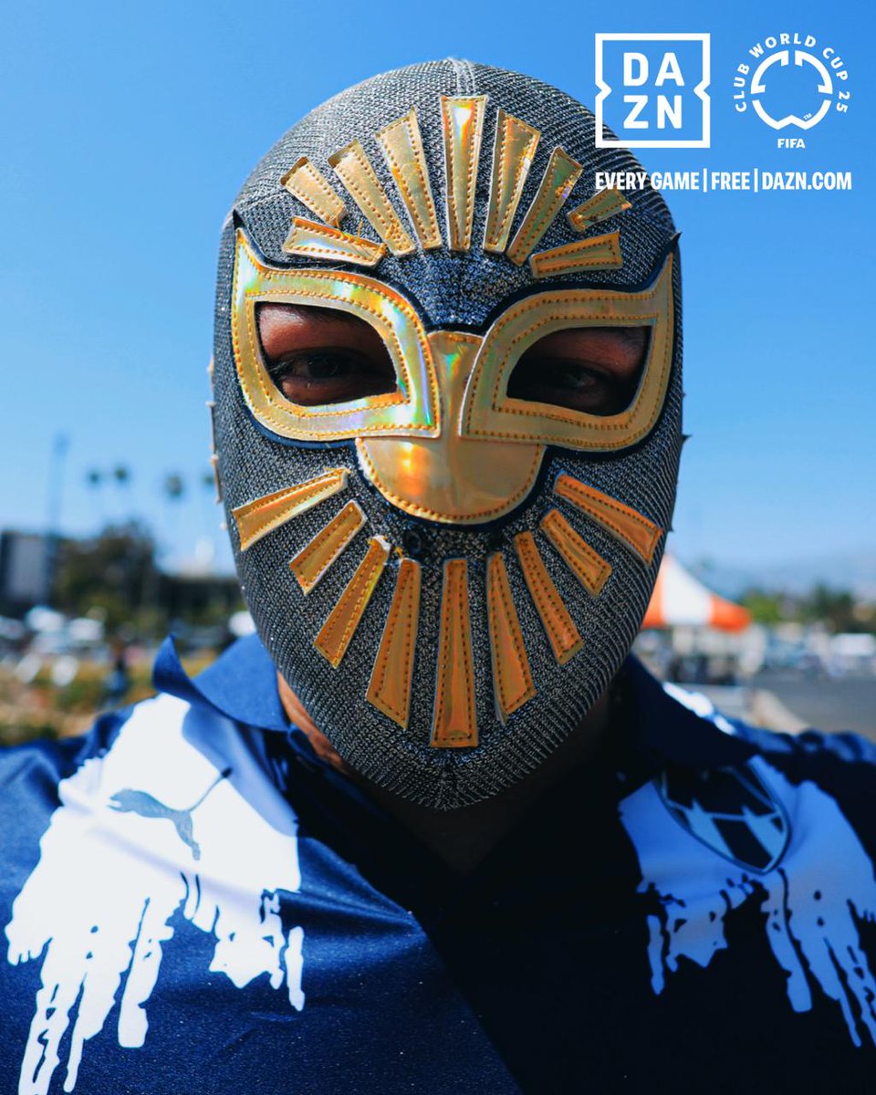DAZNFootball's tweet photo. ⚡️ Luchador energy in the stands!
Watch the @FIFACWC | June 14 - July 13 | Every Game | Free | https://t.co/i0K4eUtwwb | #FIFACWC #TakeItToTheWorld #CFMINT https://t.co/JD2xoMppDy