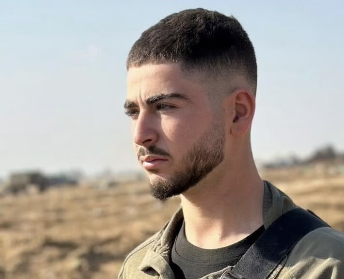 IDF Staff Sergeant Naveh Leshem, of the Golani Brigade, was eliminated by Hamas in Khan Yunis in Gaza. Although he was a Zionist thief from the settlement of Nokdim, he had a sensitive side as seen in his Tinder profile. Note: Hashem decided to swipe left.