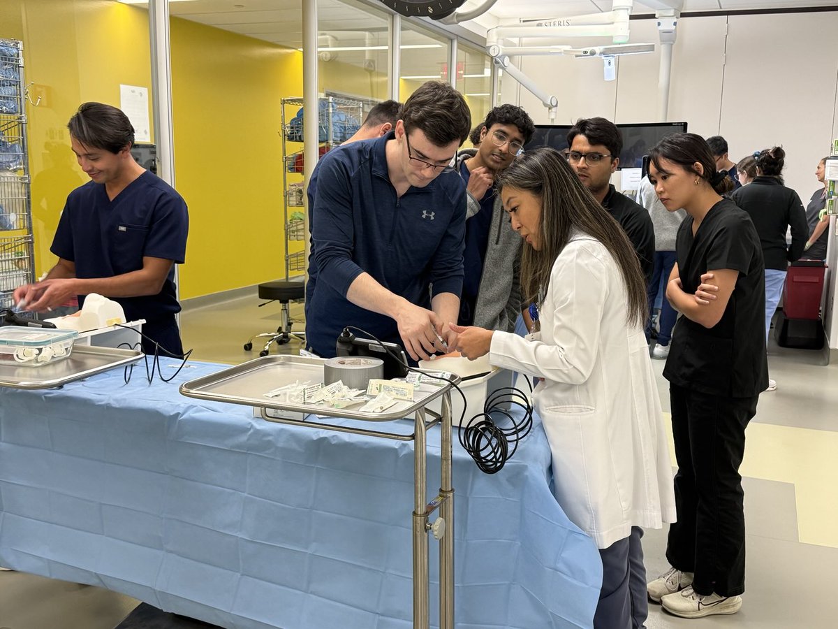 otohns's tweet image. Amazing hands on Otolaryngology lab proctored by my departmental faculty for our EnMed (engineers in medicine) students ⁦@HMethodistMD⁩ ⁦@HMethodistGME⁩ ⁦@HMethodistOTO⁩ ⁦@sinusspecialist⁩ ⁦@EnMedStudents⁩