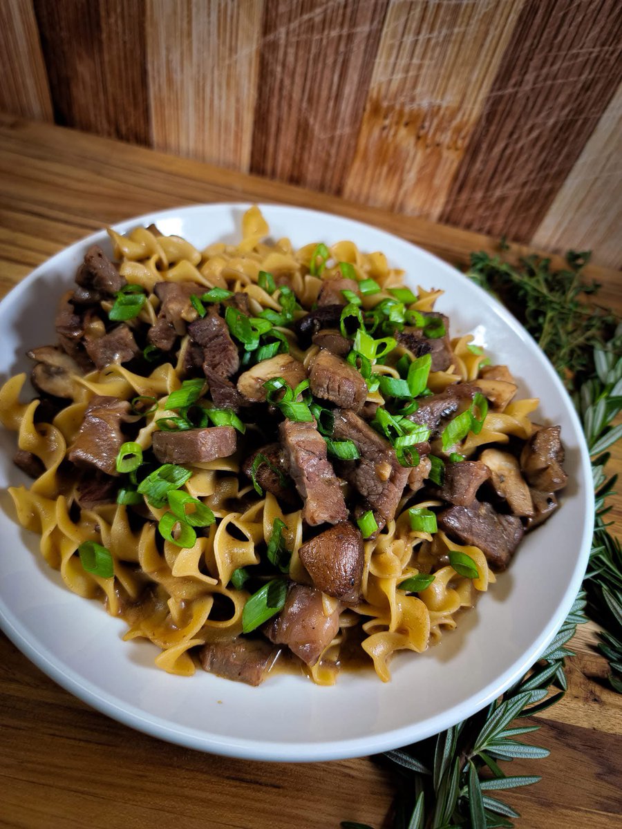 Chefmarkcoakley's tweet image. “Craving comfort food with a twist? Try smoked prime rib stroganoff! Juicy, smoky prime rib in a creamy mushroom sauce over egg noodles. Rich, tangy, and indulgent. Perfect for cozy nights!
#Foodie #Stroganoff”