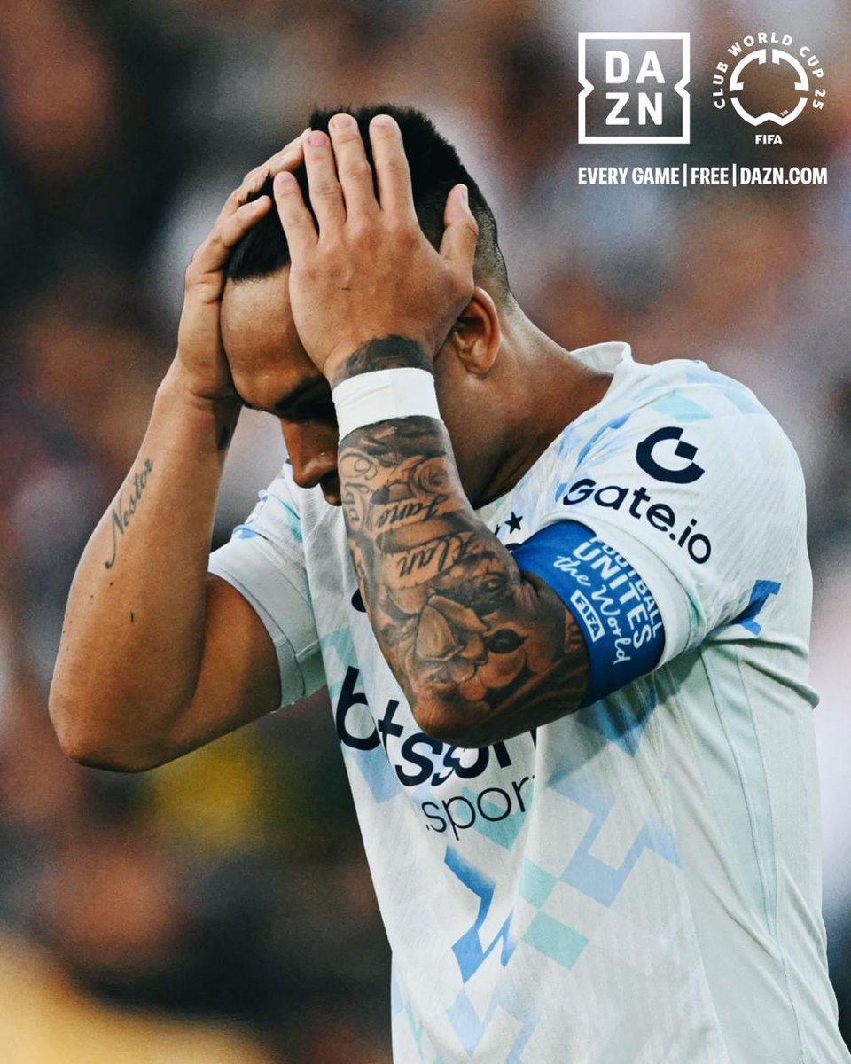 DAZNFootball's tweet photo. The one that slipped away... 💔
Watch the @FIFACWC | June 14 - July 13 | Every Game | Free | https://t.co/i0K4eUu4lJ | #FIFACWC #TakeItToTheWorld #CFMINT https://t.co/uZnOeItvzX
