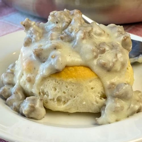 Bisquits and sausage gravy is a traditional Southern breakfast.

Do y'all eat this where you are from?