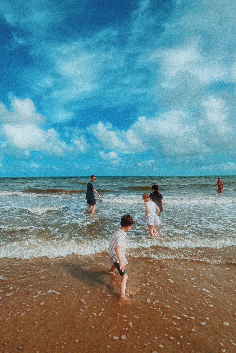 Family life.
Personal life.
Professional life.

Never seems I can keep all three of the plates spinning at once.

But what a great vacation, huh?