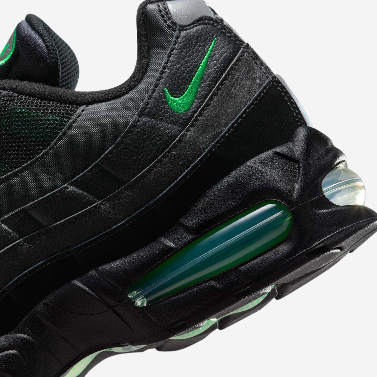 Nike Air Max 95 OG “Black and Green Shock”が発売予定 【ナイキ 新作