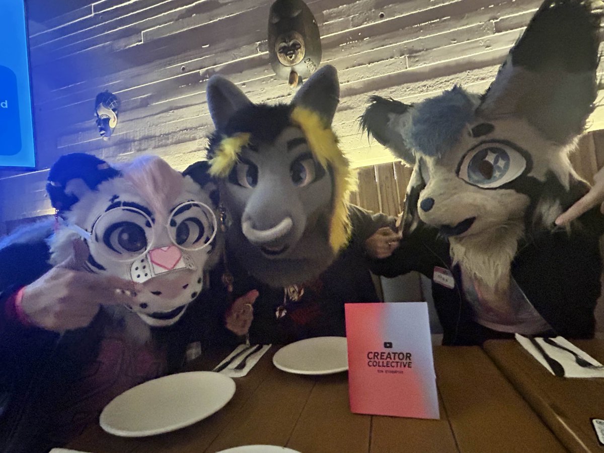 Cringe pero libres en @Youtube Creators Collective🤍

Mañana les cuento como nos fue!