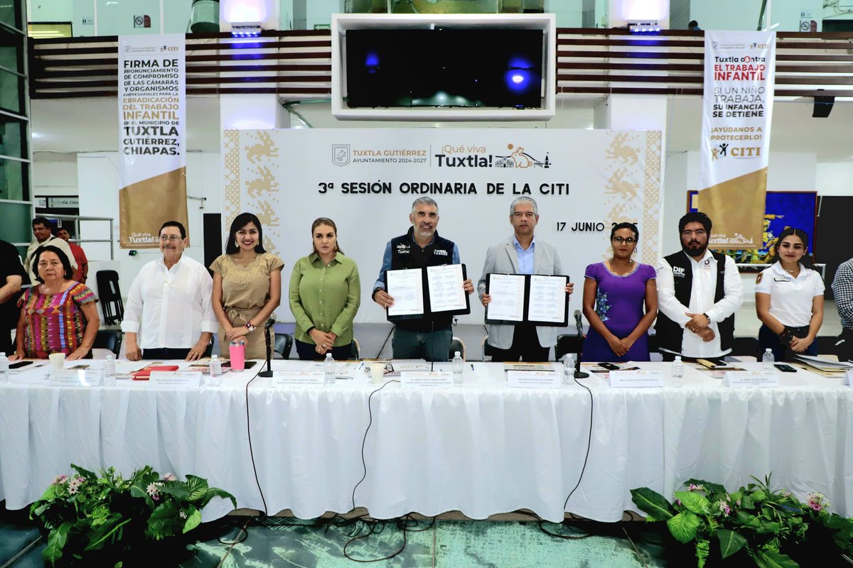TuxtlaCapital's tweet photo. Se llevó a cabo la Sesión de la Comisión Municipal Interinstitucional para la Prevención y Erradicación del Trabajo Infantil 2024–2027. https://t.co/QzH03X13To