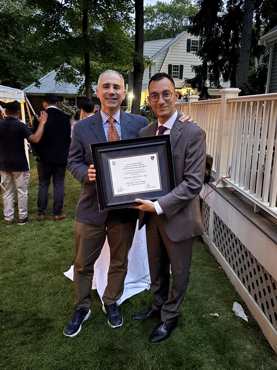 Francisco Ujueta MD, MS (@ujuetafrancisco) on Twitter photo After almost two decades of school/research/training time to fly on my own. So thankful to all my mentors along the way. In particular <a href="/GLamasMD/">Gervasio Lamas MD</a> After almost two decades of school/research/training time to fly on my own. So thankful to all my mentors along the way. In particular <a href="/GLamasMD/">Gervasio Lamas MD</a>