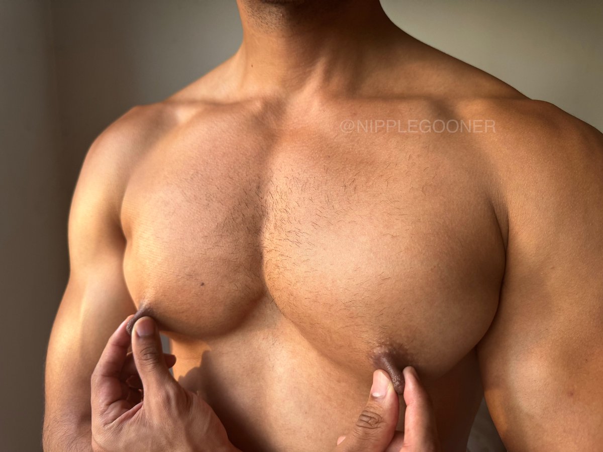 Titty Tuesday's not over yet, boys… You know the drill. Nips out, minds off, pleasure on! Time to unwind the only way I know how. 🤏🤏 Tell me how your nips are feeling tonight. 😈