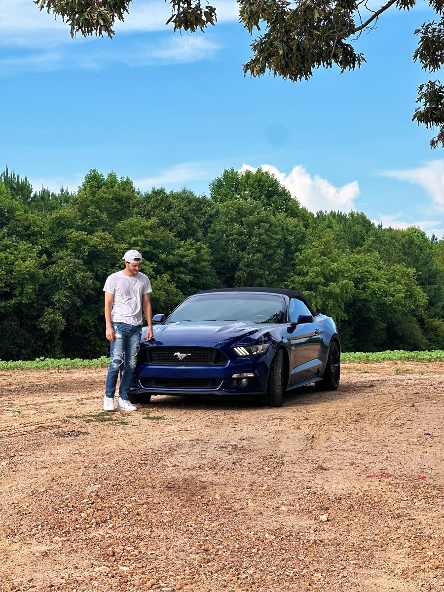 I had to take pictures with the new GT 😮‍💨